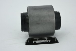 Mitsubishi Lancer, Galant 96-03 с/блок задней цапфы верхний MAB-051 FEBEST