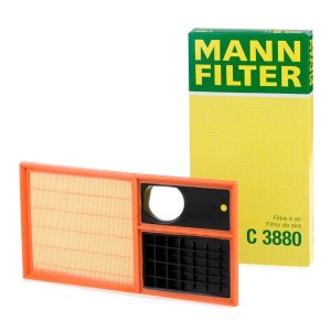 VAG Polo-Sedan Фильтр воздушный C3880 MANN FILTER