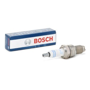 Свеча зажигания WR8LT 0 242 229 658 BOSCH