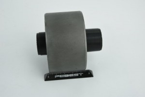 Mitsubishi Carisma, Lancer 95-00 с/блок заднего продольного рычага передний MAB-002 FEBEST