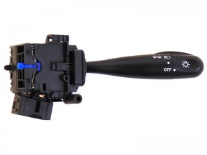 TOYOTA VITZ,IST,COROLLA 00- подрулевой переключатель света и поворотников ST8414012510 SAT