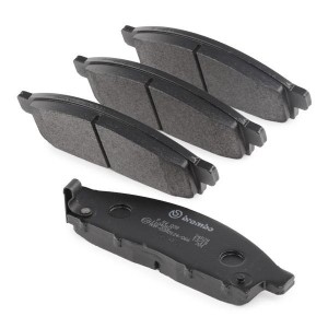 Mitsubishi L200 05- колодки тормозные передние P54038 BREMBO