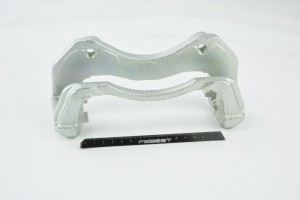 Скоба переднего тормозного суппорта 0477C-CWF FEBEST