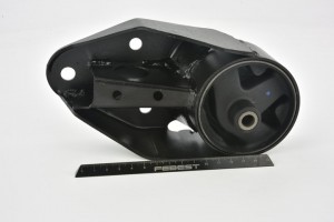 Nissan Primera P11 1.6 96-02 опора ДВС левая МТ NM-P11GAMLH FEBEST