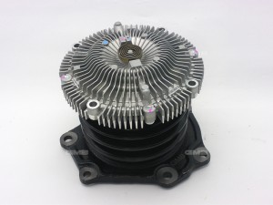Nissan QD32 помпа в сборе со шкивом и вискомуфтой GWN-65AF GMB