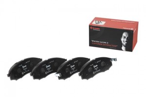 Nissan PickUp колодки передние P56049 BREMBO
