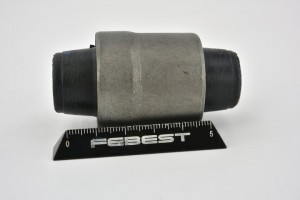 MITSUBISHI GALANT E55A/E75A 1992-1996 с/блок заднего поперечного рычага MAB-050 FEBEST