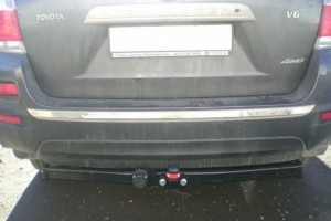 Toyota Highlander с 2010 ТСУ (фаркоп) 3074-F BOSAL