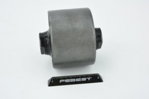 Chevrolet Epica САЙЛЕНБЛОК ЗАДНЕЙ ПРОДОЛЬНОЙ ТЯГИ CHAB-003 FEBEST
