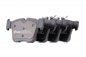 MB GLC X253 6/15-/  тормозные колодки задние P50133 BREMBO