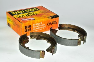 Nissan Bluebird -95, Sunny -96, Wingroad -05 колодки тормозные задние бараб JBS0002 JUST DRIVE