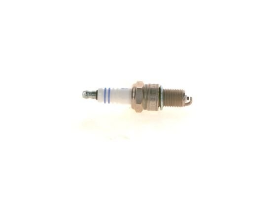 WR7D Свеча зажигания 0 242 235 663 BOSCH