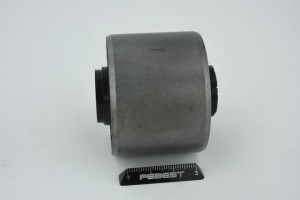 Nissan Almera N16, Classic, Maxima A32 с/блок задней поперечной тяги(маятник) бо NAB-005 FEBEST