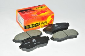 Mitsubishi Pajero Pinin 99- 1.8, 2.0 GDI (H66W,H67W,H77W) колодки тормозные пере JBP0108 JUST DRIVE