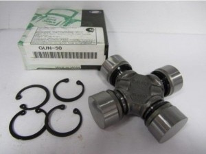 Nissan Pathfinder/Navara/Terano2 2005- крестовина переднего кардана 27x76 GUN50 GMB