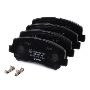 Колодки тормозные передние P49045 BREMBO