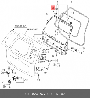 HYUNDAI ix35/Sportage 10- клипса обшивки двери (вертикальная) 8231527000 HYUNDAI KIA
