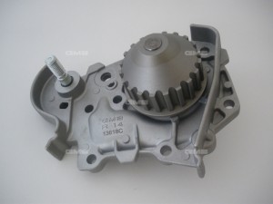 Помпа Renault Megane 1.6 96- (77 00 861 686, 77 01 478 018, 82 00 146 298) GMB GWR-14A GMB