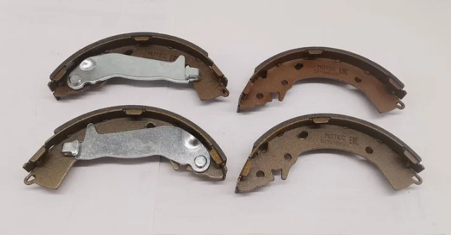 КОМПЛЕКТ ТОРМОЗНЫХ КОЛОДОК С НАКЛАДКАМИ (4ШТ) 58350H5A20 HYUNDAI KIA